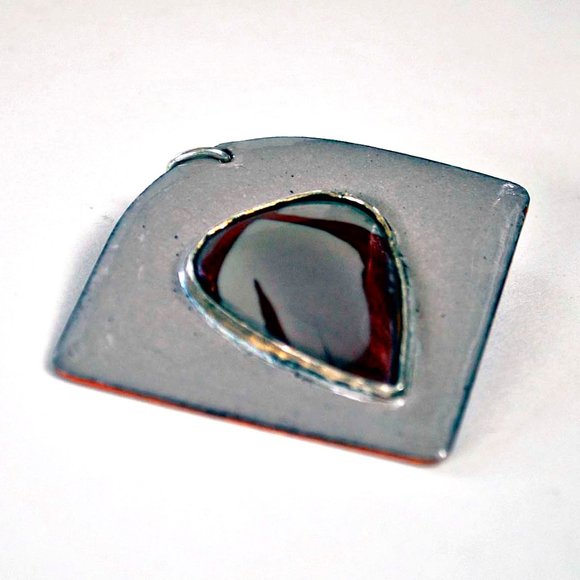Dove Grey Maroon Enameled Pendant - Picture 1 of 2